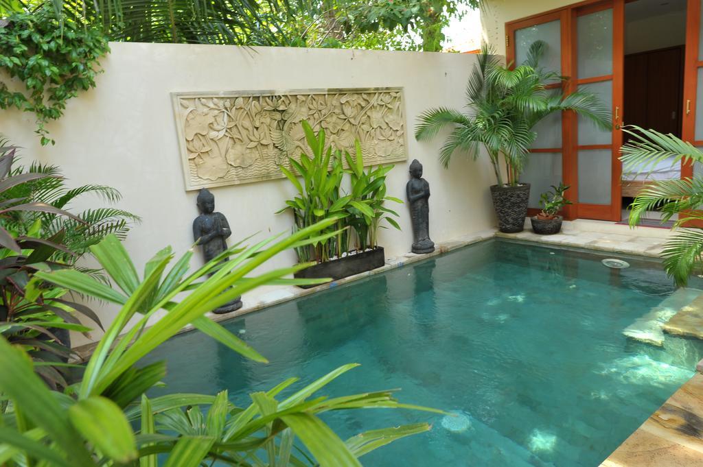Villa Ngetis Sanur  Exterior photo